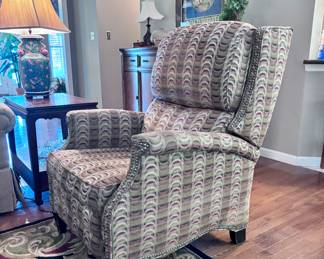 Electric Recliner 