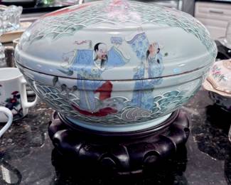 Lidded Dish on Wooden Stand