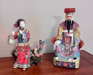 Shi Wan Lady with Flute and Chinese Figures