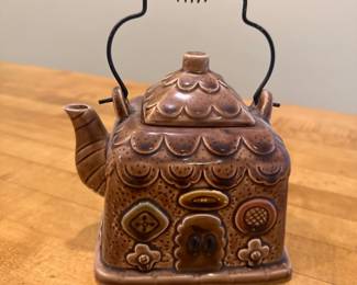 George Home Gingerbread House Shaped Teapot 