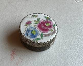 Vintage Chinese Silver Plated round trinket box 
