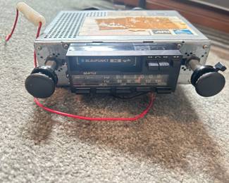 Blaupunkt Dusseldorf Car Stereo 