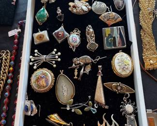 pendants