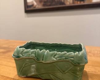 McCoy Pottery Green Scalloped Leaf Basket 