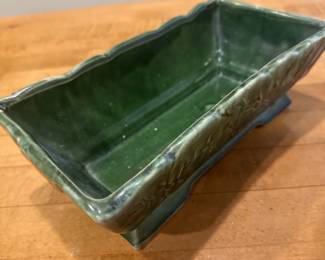 McCoy 1948 Green Leaves Rectangular planter