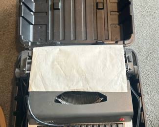 Olympia Electric Typewriter 