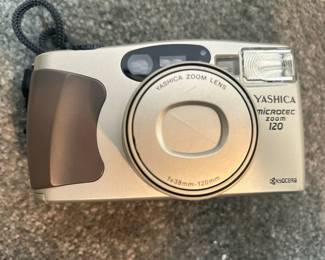 Yashica Microtec Zoom 120 Quality 35mm Compact Point and Shoot Camera 