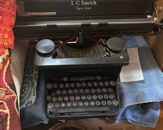LC Smith Typerwriter