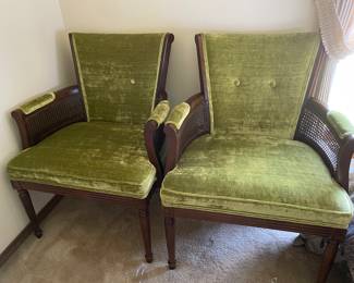 Beautiful set of vintage chairs