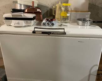 Chest freezer