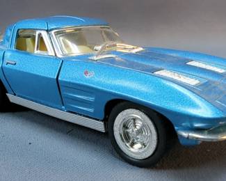 New-Ray City Cruiser And Kinsmart Die-Cast Cars