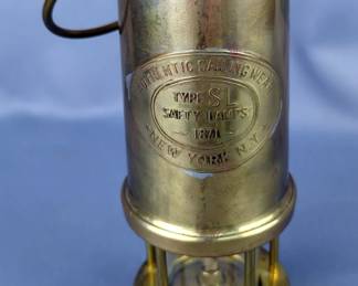 Authentic Sailing Wear Type SL Safety Lamp