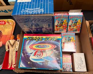 Japanese Wind Up Toys, Robots and More