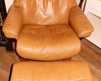 Stressless (Norway) beige leather recliner & ottoman