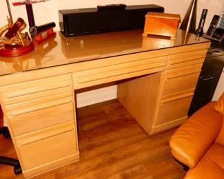 Glass top Broyhill kneehole desk