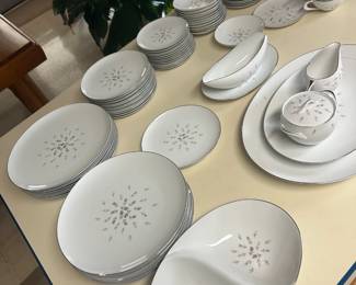101 piece China set (Petite Bouquet) by Japan set includes the following:
Dinner plates 11 (5 with small chip)
Salad plates 11 (1 chip)
Dessert plate 12
Soup bowl 9 (3 have chips)
Smaller bowl 12 (1 chip)
Tea cups 16
Saucers 12 (1 chip)
Gravy boat & tray
Creamer & sugar bowl/tray
Serving bowl
Divided serving bowl
Serving plater