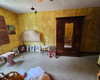 Wardrobe, Wrought Iron heart chair