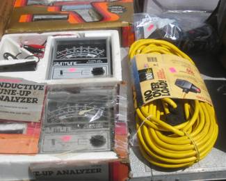 SUNTUNE Tune-up analyzes & SUN Timing Light all new in box.