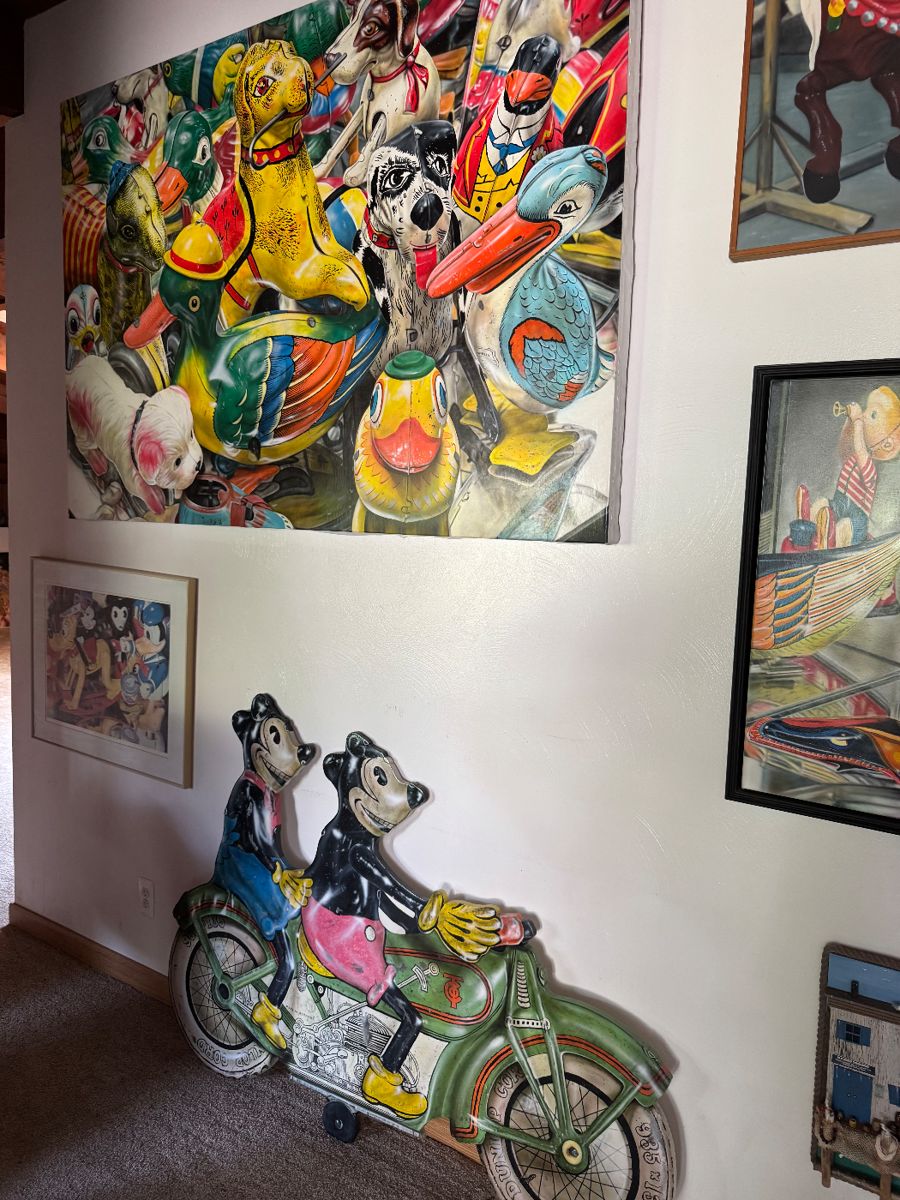 Welcome to the world of Cesar Santander There are multi original Airbrushed Oil on Canvas & Board throughout the house. Mickey & Minnie named "Motorcycle Toy" Sept 1998 Ontario by Santander