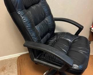 Desk chair