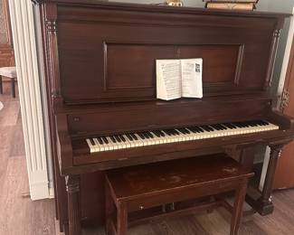 Old player piano
(Player doesn’t work but keys do)