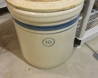Vintage #10 Crock