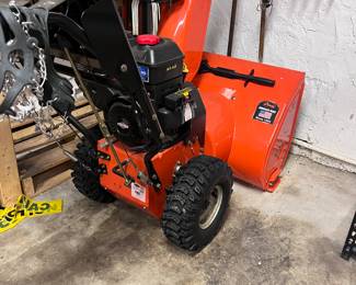 Ariens Deluxe 27 snow blower