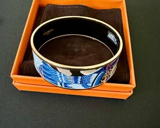 Jaguar Quetzal enamel bangle
