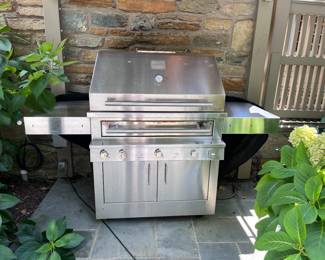 Kalamazoo Outdoor Gourmet grill