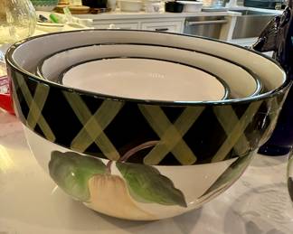 Vintage Patricia Brubaker nested bowls