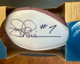 NFL Memorabilia - signed Joe Theisman football