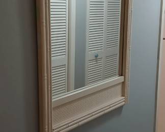 Measures 42.5 in x 27.5 in