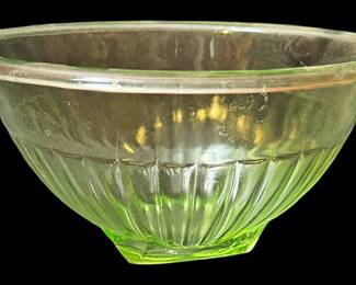Hazel Atlas 9 Vaseline Glass Bowl