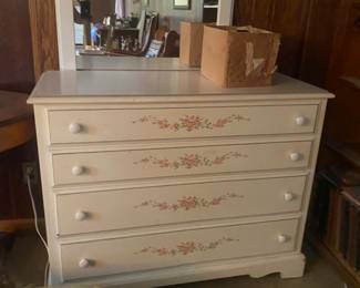 Estate Sales By Olga in Martinsville, NJ