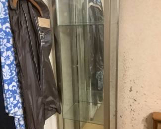 Glass display 40.