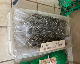 44 branches for aluminum Christmas tree