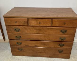 Ethan Allen 3 drawer chest