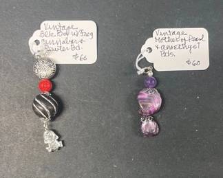 HHC482 Myrna Lee Chang Mother Of Pearl + Amethyst Pendant And Frog + Carnelian Pendant