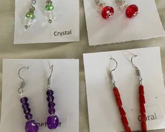 HHC543 - Myrna Lee Chang Crystal, Coral, & Amythest Beaded Earrings