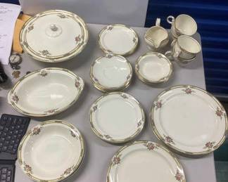 HHC120 Taylor Smith & Taylor TST11 Pattern 1940s Bone China Set