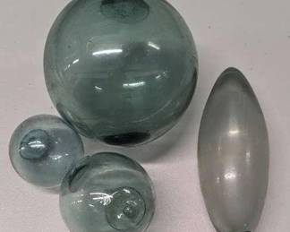 HHC103 - Vintage Japanese Glass Fishing Net Floats