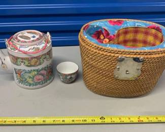HHC302 Picnic Tea Set