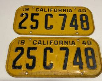 HHC135 - Rare Pair of 1940 California Metal Car License Plates
