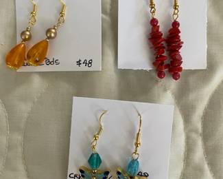 HHC513 - Myrna Lee Chang Red Coral , Gold Lucite, & Blue Butterfly Dangles