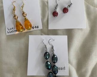 HHC509 - Myrna Lee Chang Black Pearl & Natural Stone Earrings