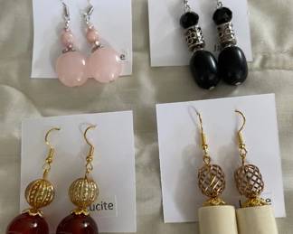 HHC532 - Myrna Lee Chang Jade & Lucite Bold Drop Earrings