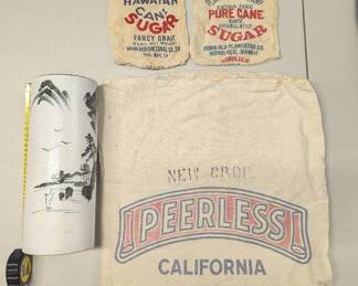 HHC105 - Vintage Hawaii Rice & Cane Sugar Bags and Japanese Vase