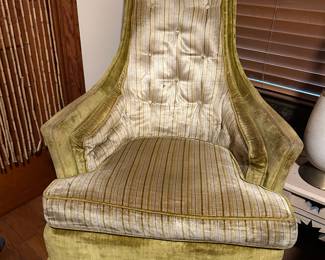 Super Phabuloso 1960’s Velvet Chair $150