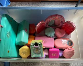 Polly Pockets