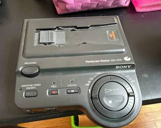 Sony Handycam Station HSA-V515